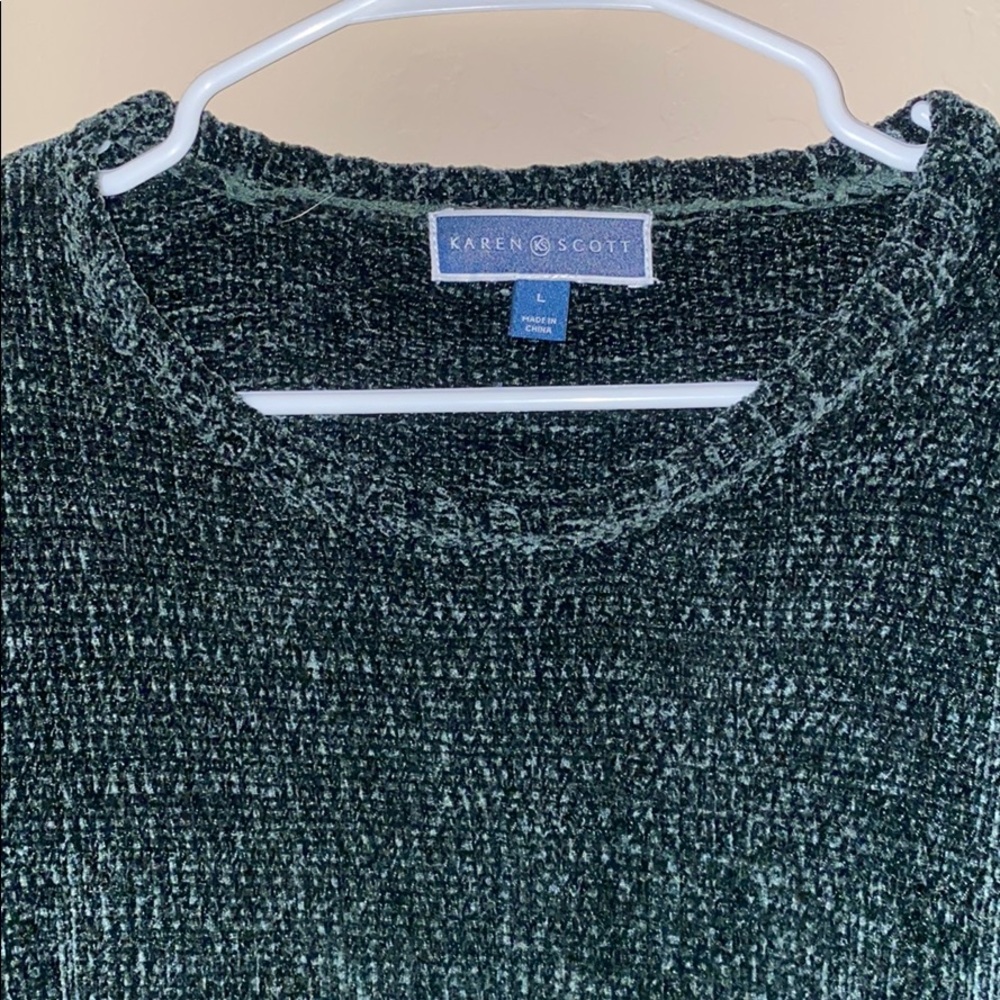 Sweater - Picture 2 of 2